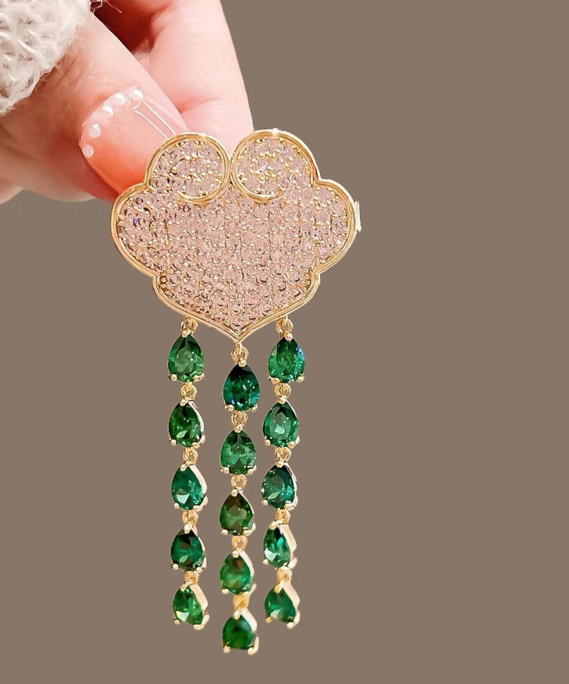 Chic Green Alloy Auspicious Clouds Crystal Tassel Brooch RG007