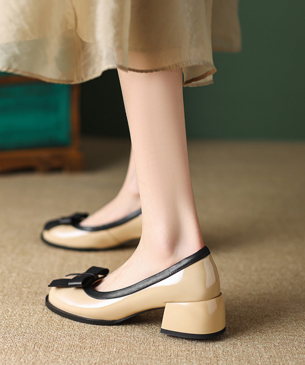 Splicing Classy Bow Shoes Chunky Faux Black Leather