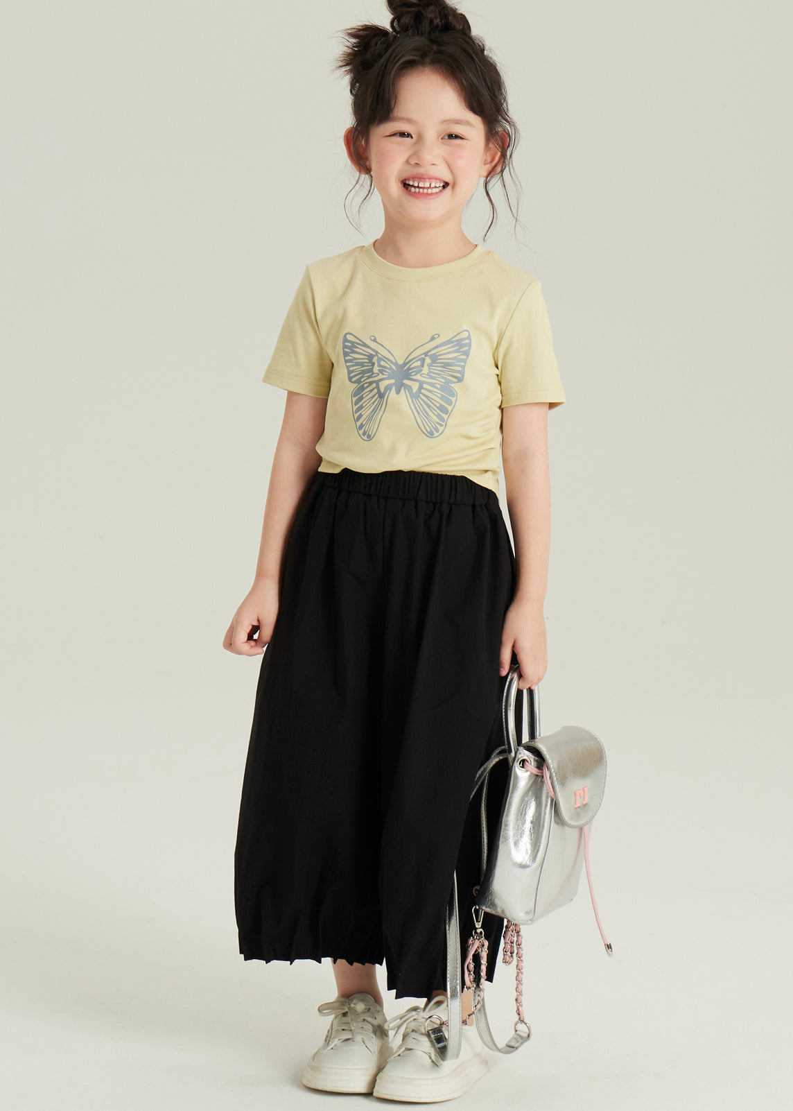 Ensemble deux pièces haut et pantalon court à imprimé papillon asymétrique noir pour fille, manches courtes, YU1061