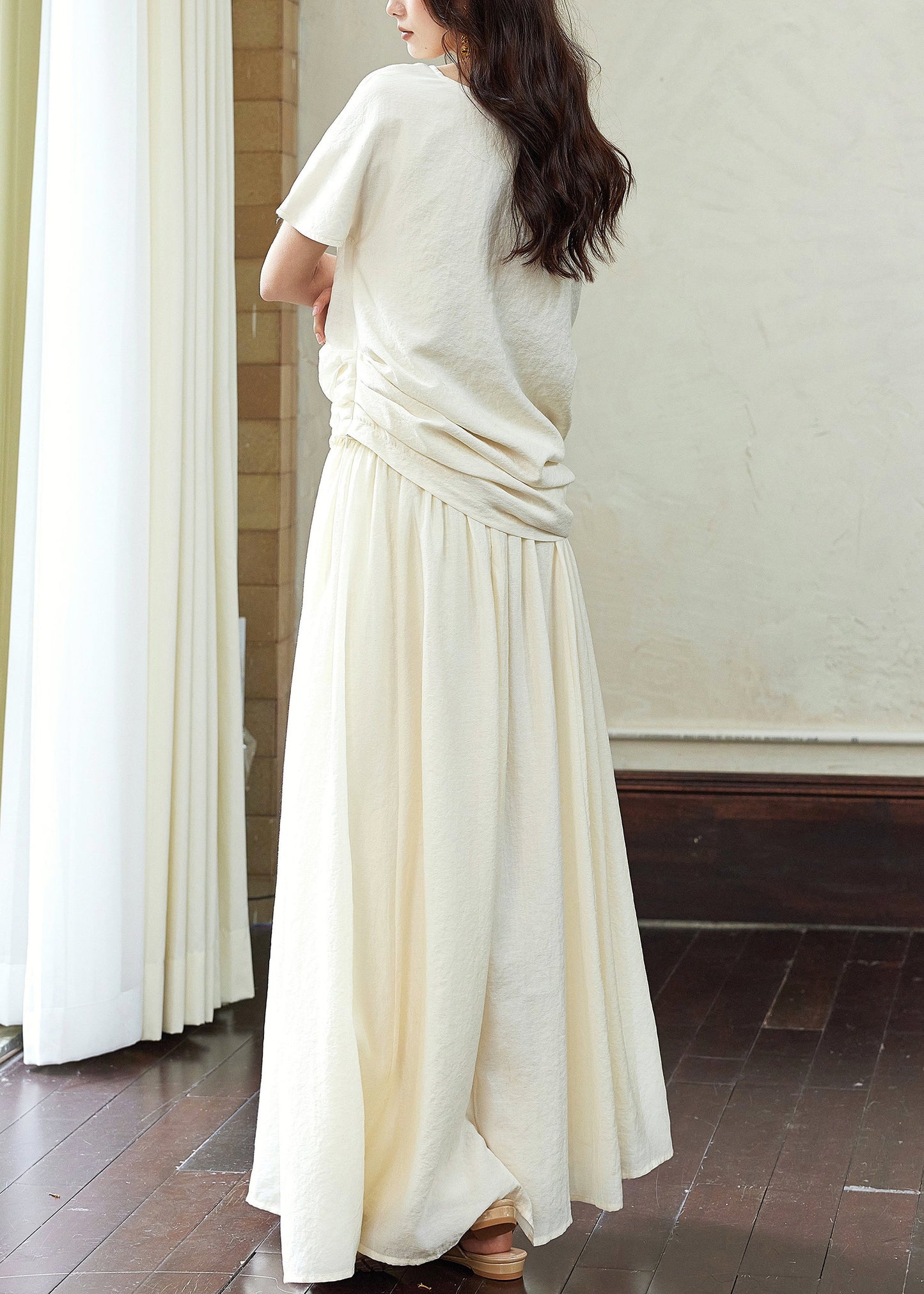 White Skirts And Asymmetrical T Wrinkled Shirts Elegant Cotton