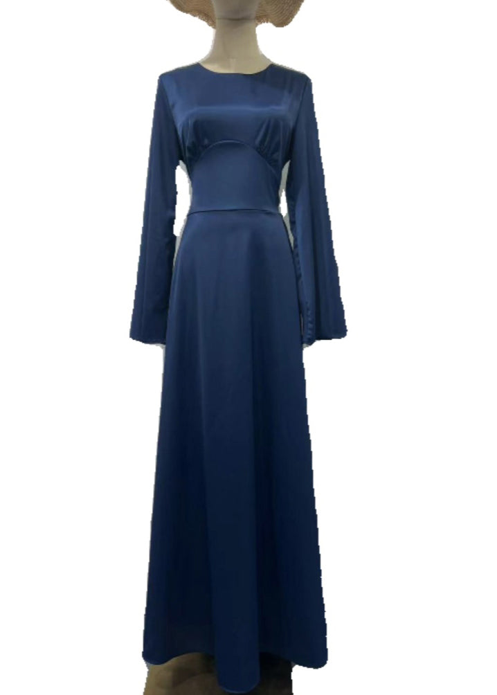 Robe longue en soie bleu marine à col rond et lacets coupe ajustée pour l'automne WO057