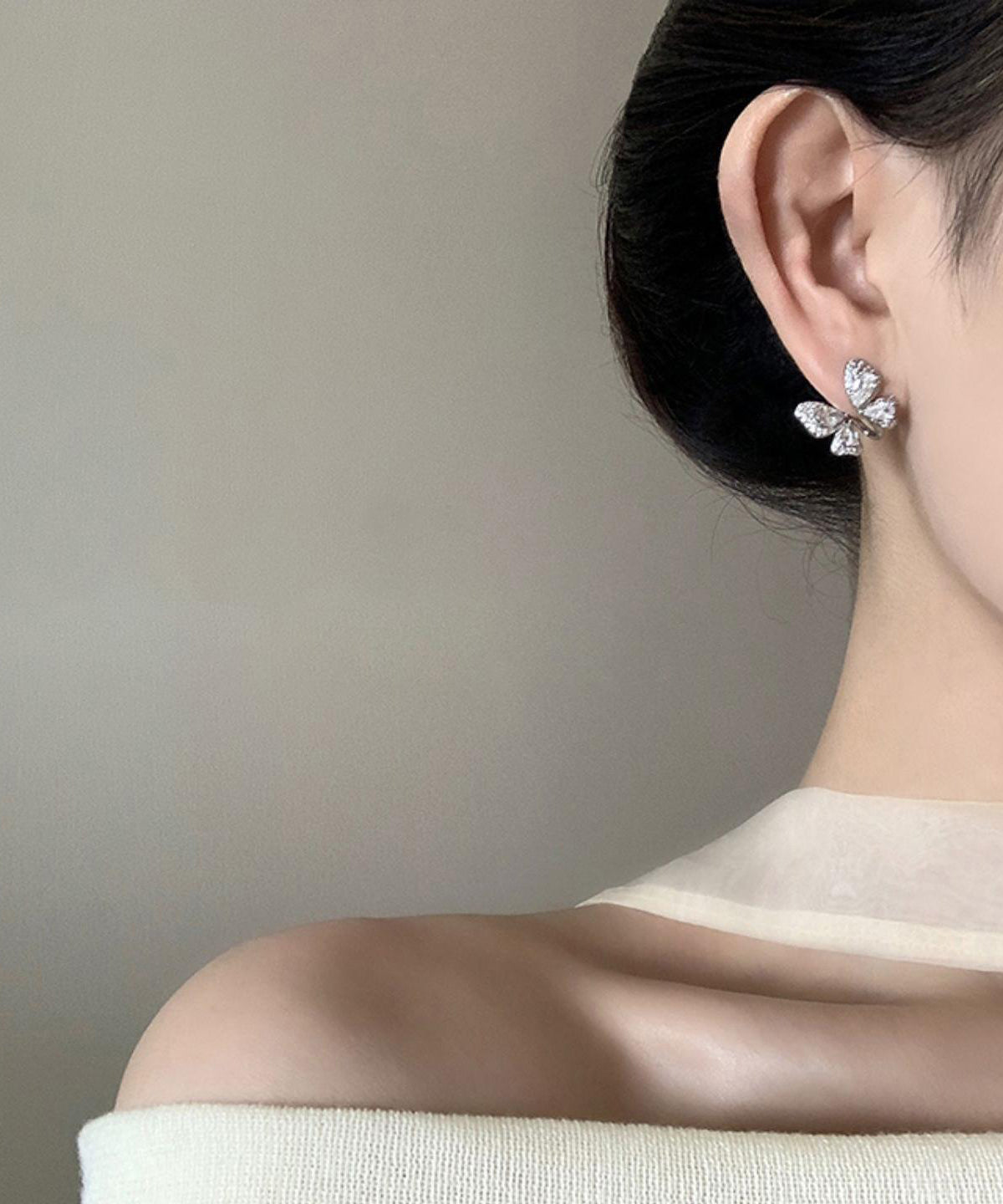 Silk Stud Fine Butterfly Zircon Alloy Copper Earrings