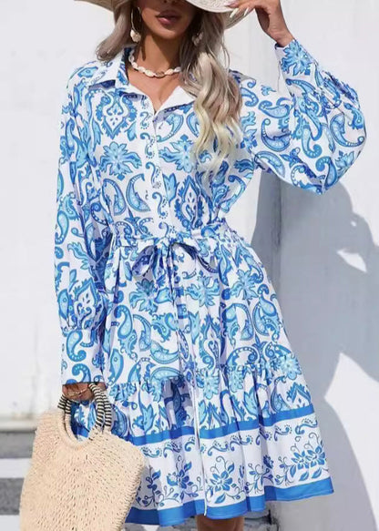 Robe en coton bleu marine à imprimé français avec ceinture nouée et boutons Automne AU1013