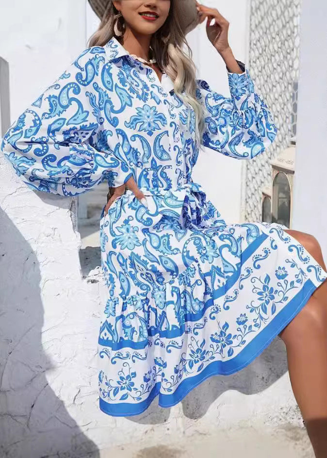 Robe en coton bleu marine à imprimé français avec ceinture nouée et boutons Automne AU1013