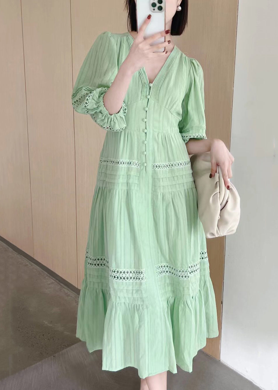 Hollow Sleeve French Cotton Dress V Out Bracelet Neck White