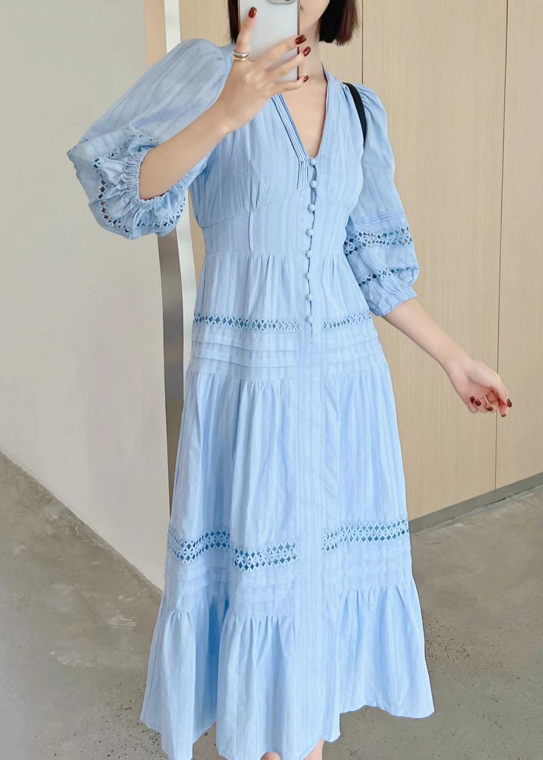 Hollow Sleeve French Cotton Dress V Out Bracelet Neck White