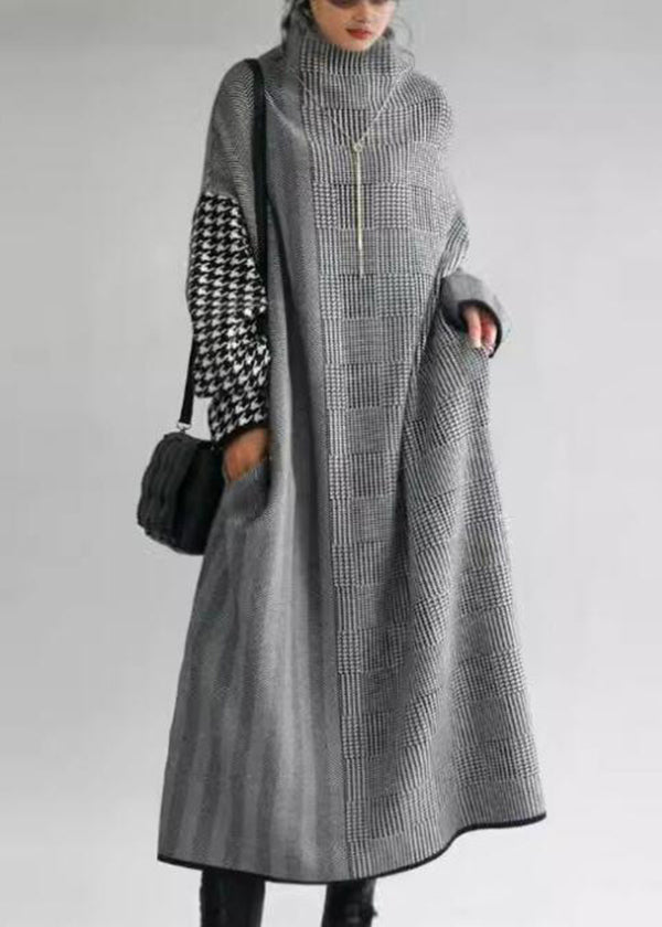 Italienisches grau kariertes Patchwork-Strickkleid mit hohem Halsausschnitt, lang, Herbst WE018