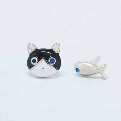 Sterling Earring Non-matching 925 Cat and Silver Fish