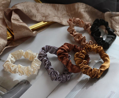 Silky Set 6: of Scrunchies
