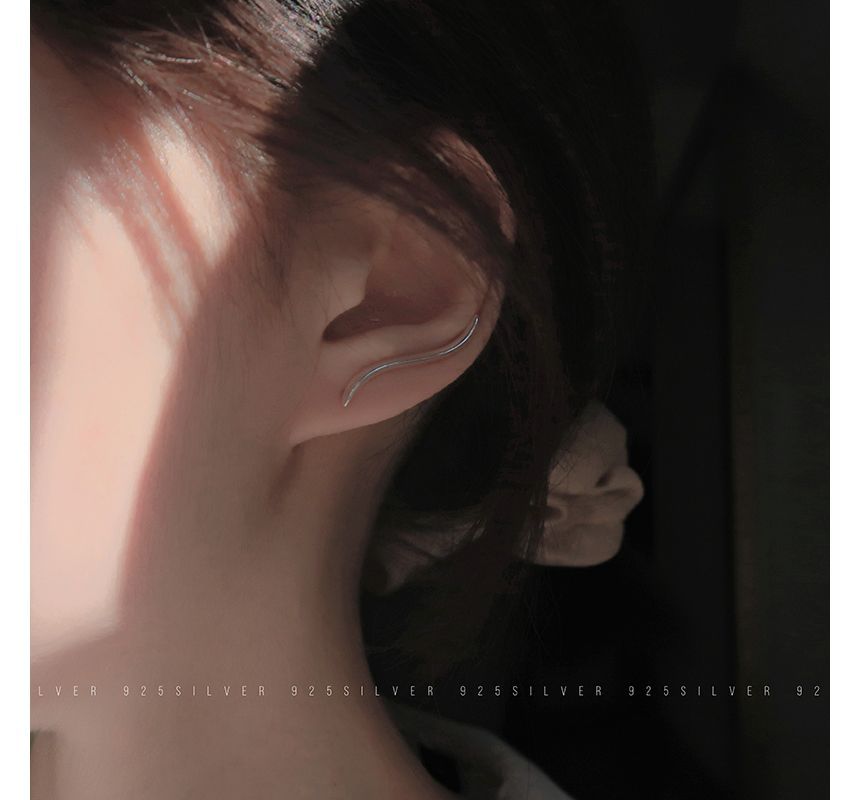 Sterling Through Pull Wave Silver Earring