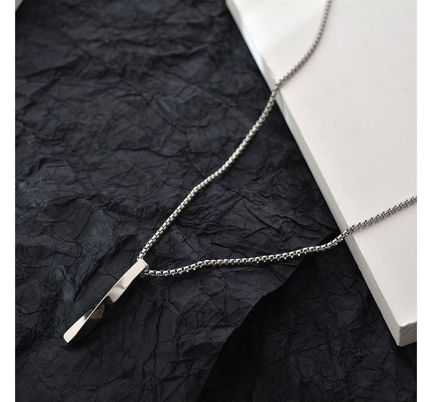 Pendant Chain Necklace