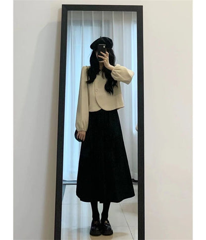 Long-Sleeve Contrast Collar Blouse / Plain Midi A-Line Skirt
