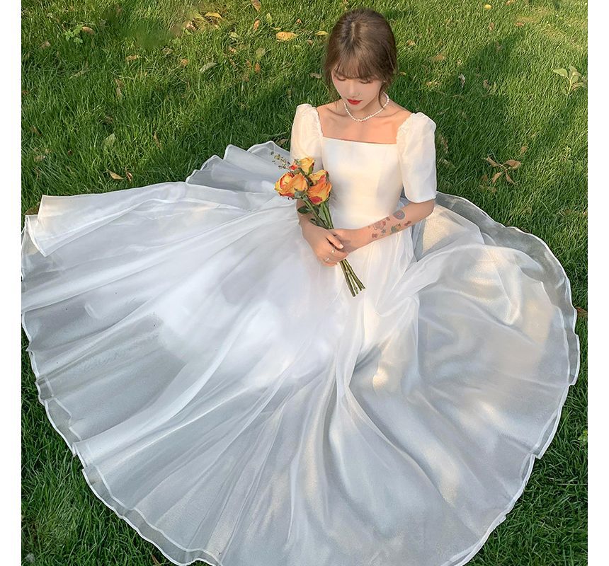 Short-Sleeve Square Neck Plain A-Line Wedding Gown / Midi Dress