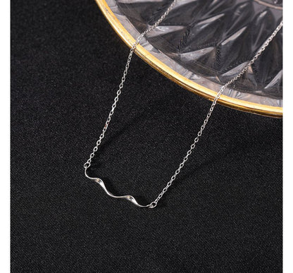 Wavy Sterling Choker Pendant Silver