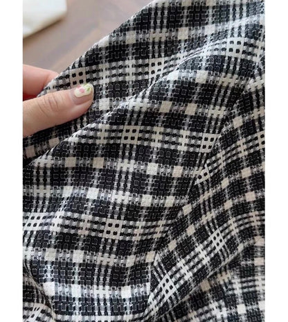 Short-Sleeve Crew Neck Plaid Midi A-Line Dress