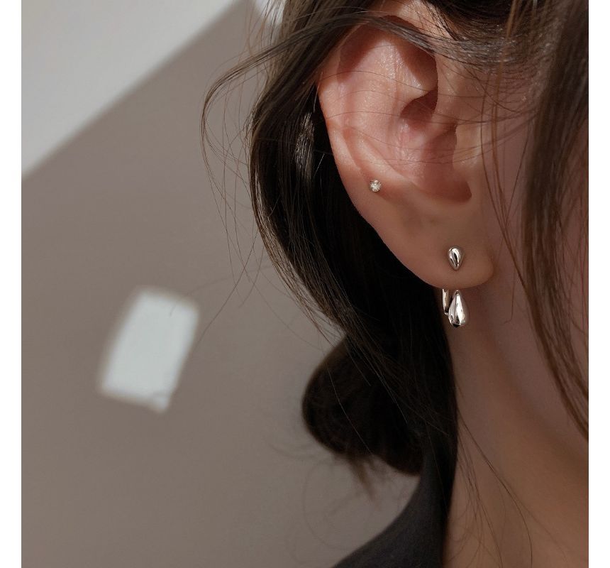 Sterling Silver Droplet Earring