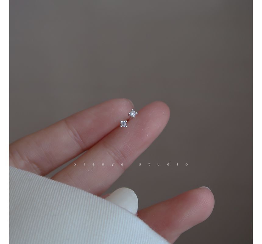 Sterling Rhinestone Stud Silver Earring