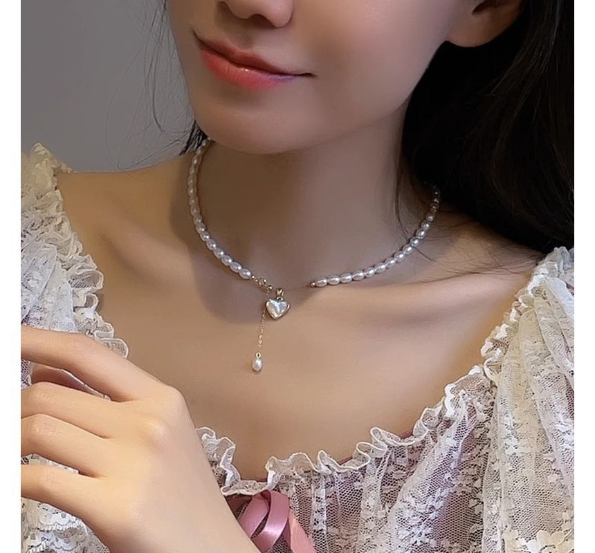 Faux Shell Heart Choker Pearl Pendant