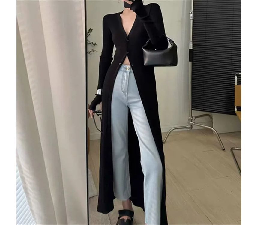 V-Neck Long Sleeve Knit Cardigan