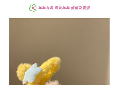 Chenille Star Clamp Hair