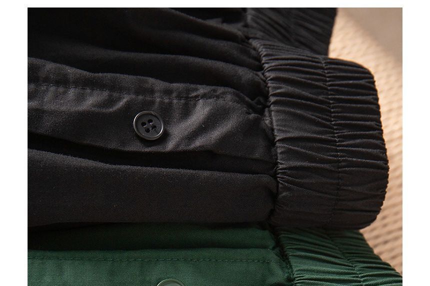 Stretch-Waist Buttoned A-Line Midi Skirt with Clean Lines