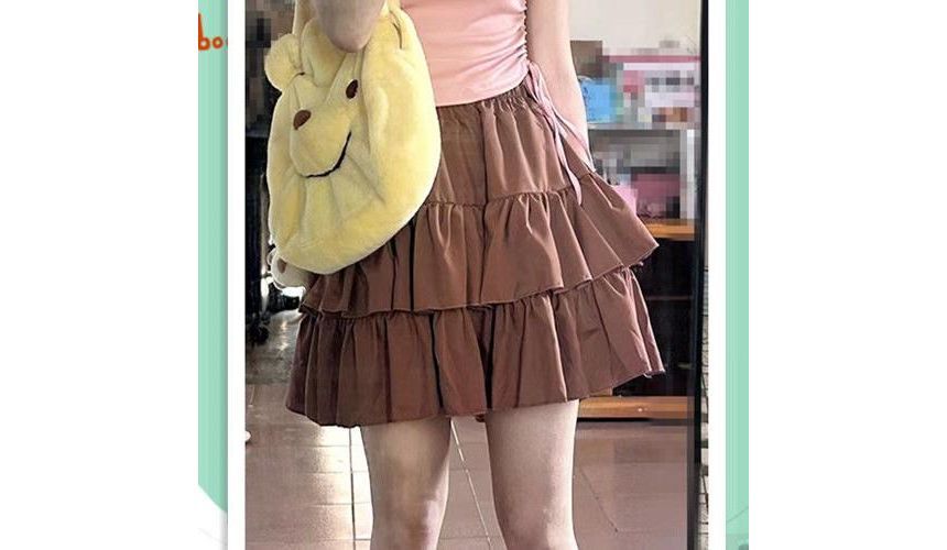Tiered Mini Skirt with Elastic Waistband and Plain Texture