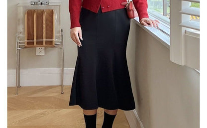 Fishtail Midi Skirt with Smooth Fabric and High Rise