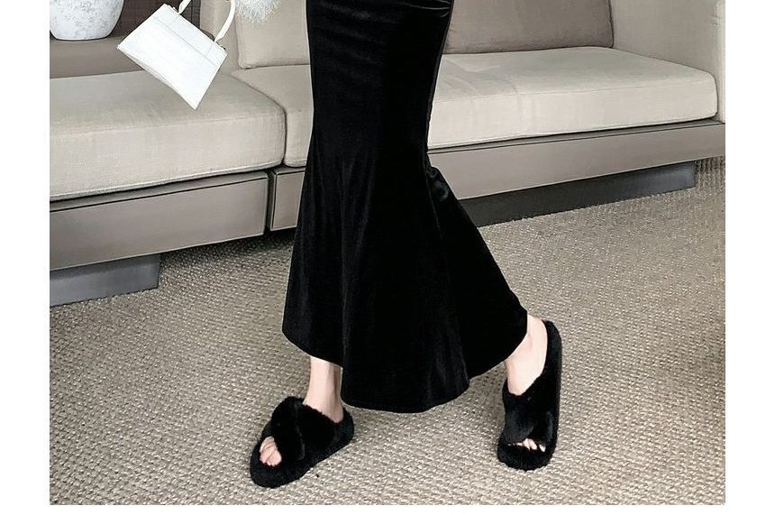 Velvet Fishtail Maxi Skirt with High-Waist Elegance
