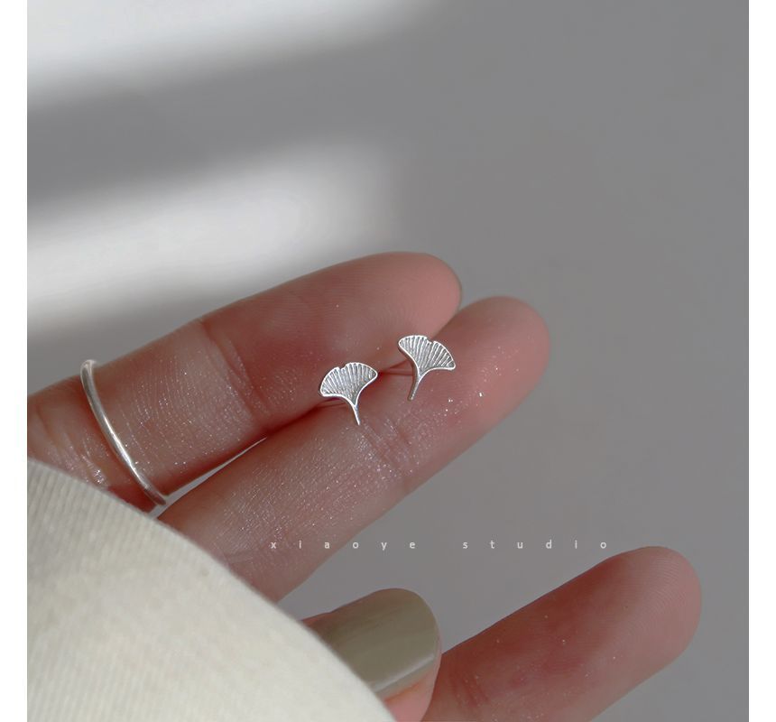Silver Stud Earring Leaf