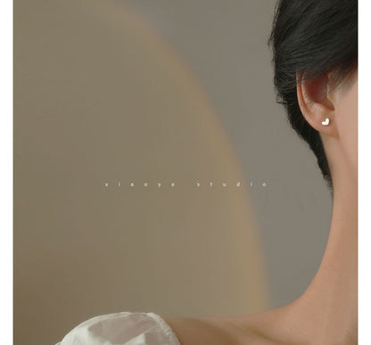 Silver Stud Heart Earring