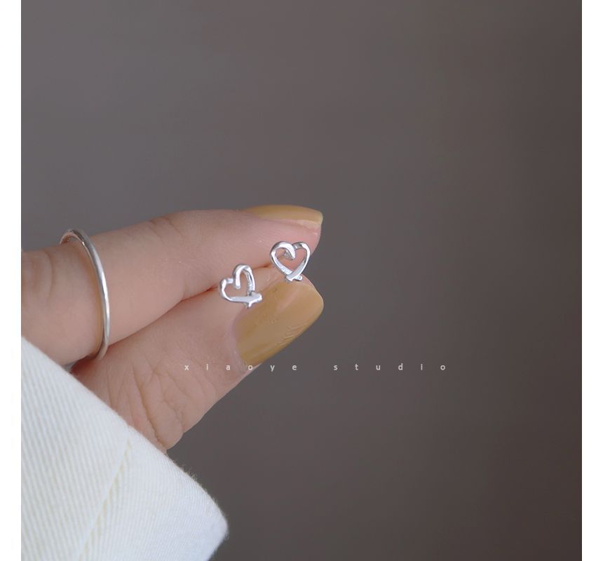 Stud Silver Heart Earring
