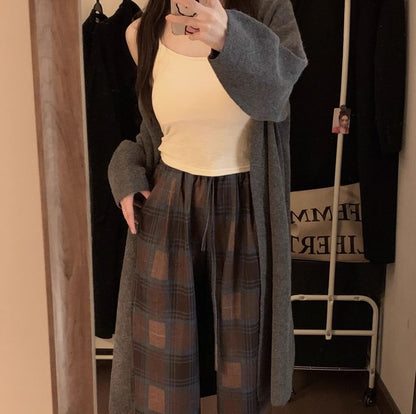 Solid Front-Open Cardigan & High-Waist Checkered Trousers