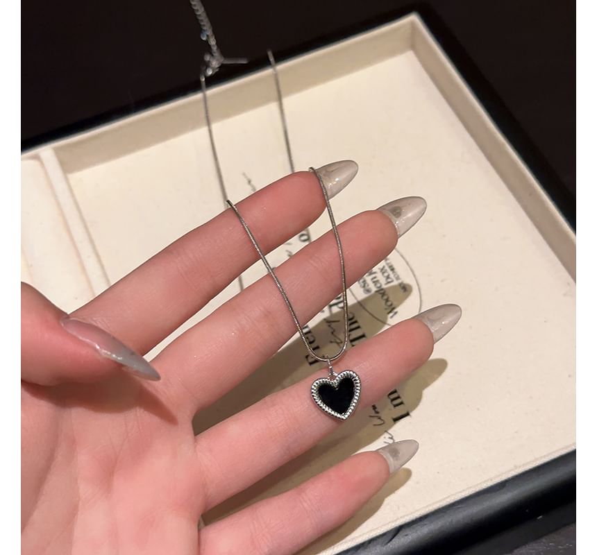 / Alloy Choker Heart Set Star Pendant Necklace