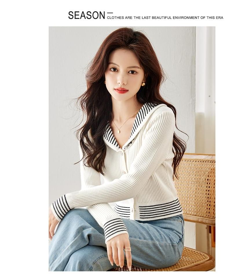 Stripe Trim Ribbed Pearl Button Cardigan