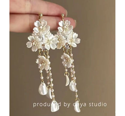 Chandelier Earring Floral Alloy Faux Pearl