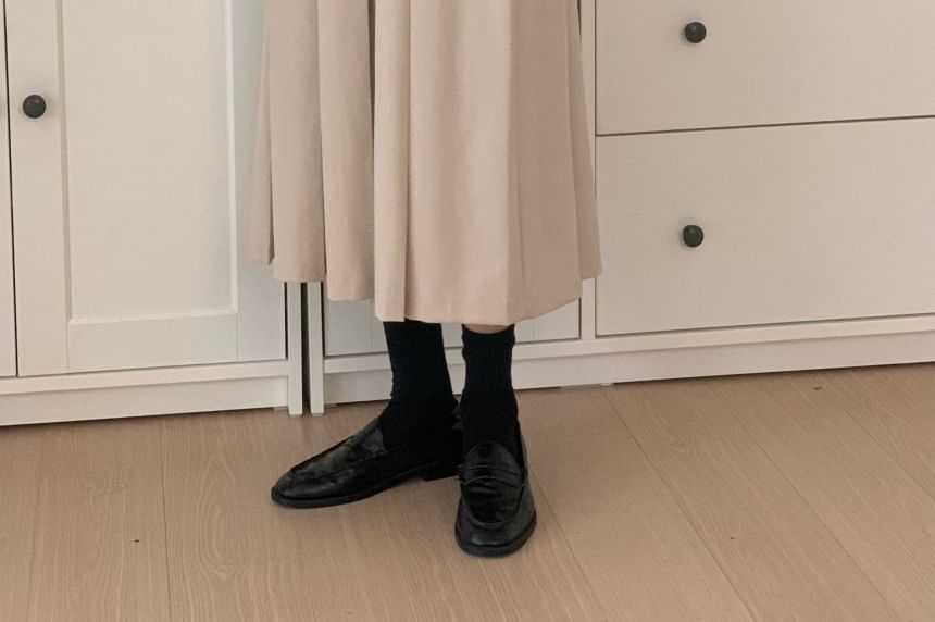 High-Rise Accordion Pleated Midi A-Line Skirt