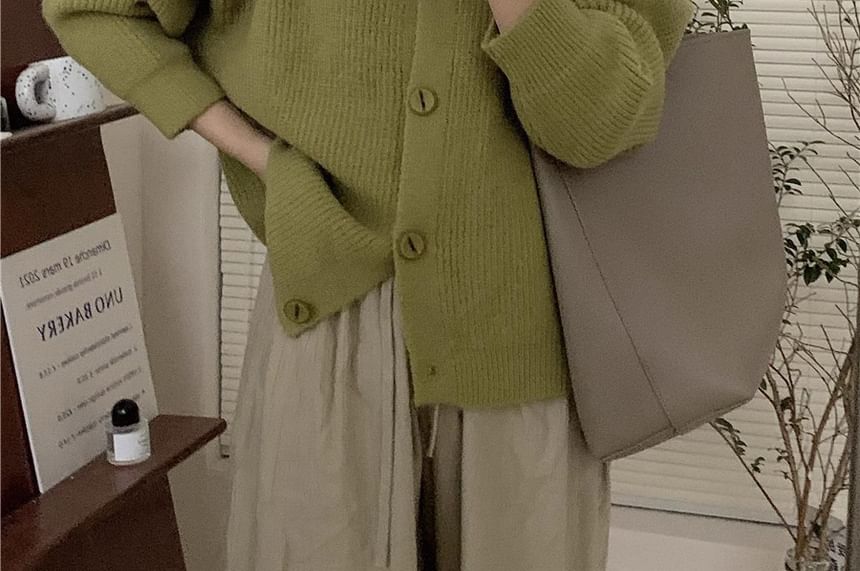 Round Neck Knit Cardigan