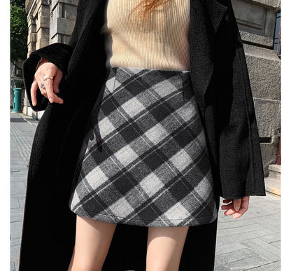 Argyle-Print Mini A-Line Skirt with High-Waist Style