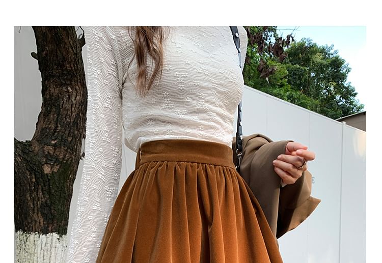 High-Waist Velvet Mini A-Line Skirt with Sleek Silhouette