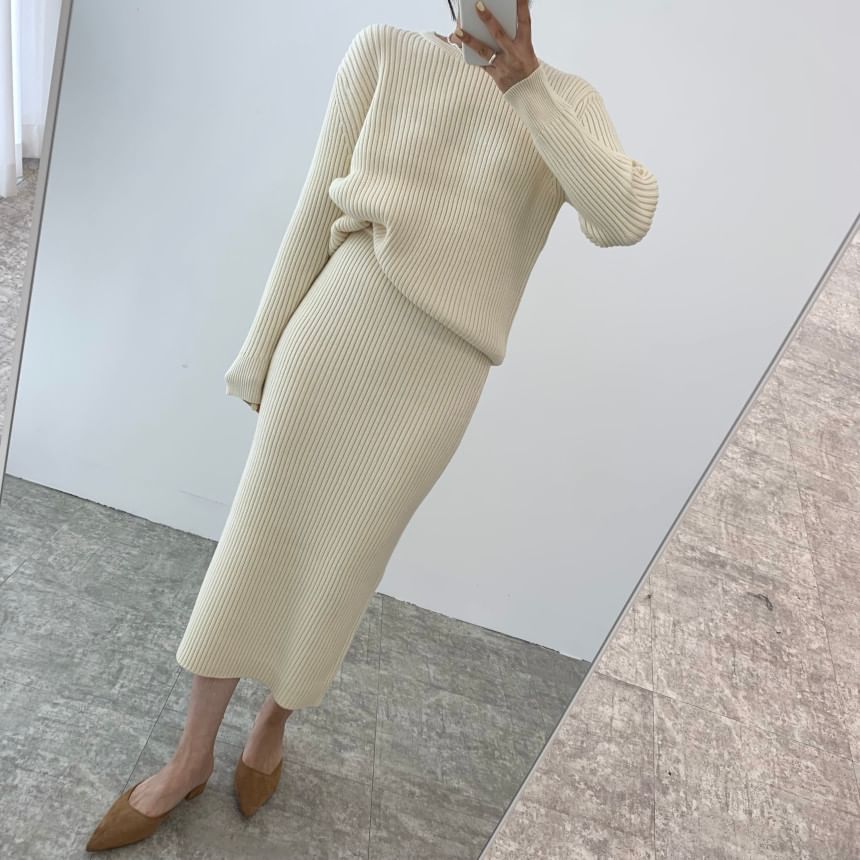 Crewneck Sweater and High-Waist Midi Skirt Matching Set