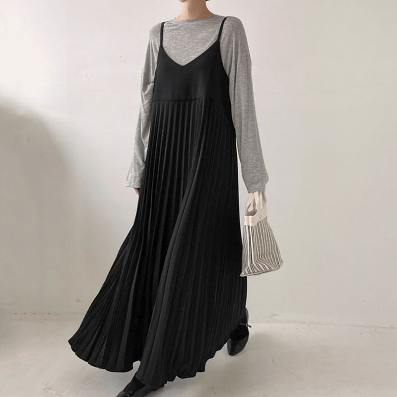 Accordion Pleated V-Neck A-Line Maxi Dress