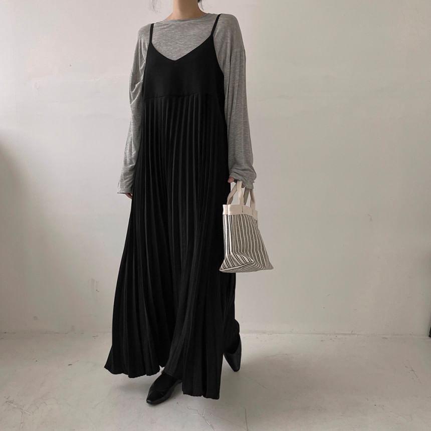 Accordion Pleated V-Neck A-Line Maxi Dress