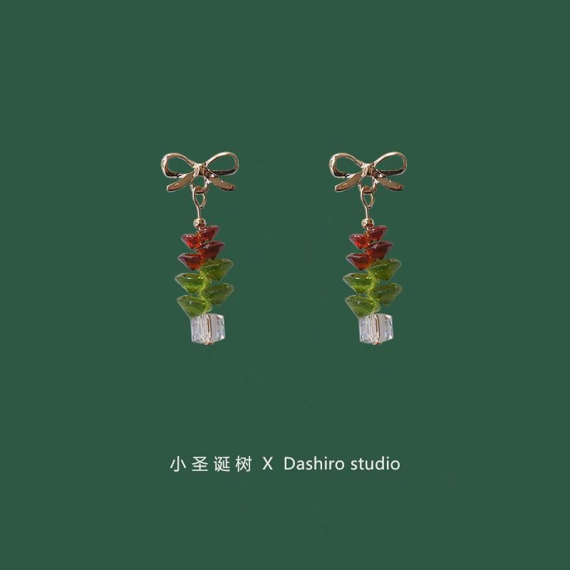 Drop Christmas On / Tree Clip Earring