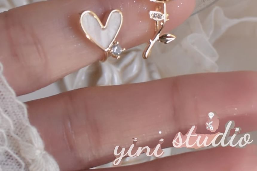 Rose Alloy Earring Stud Rhinestone Heart Asymmetrical