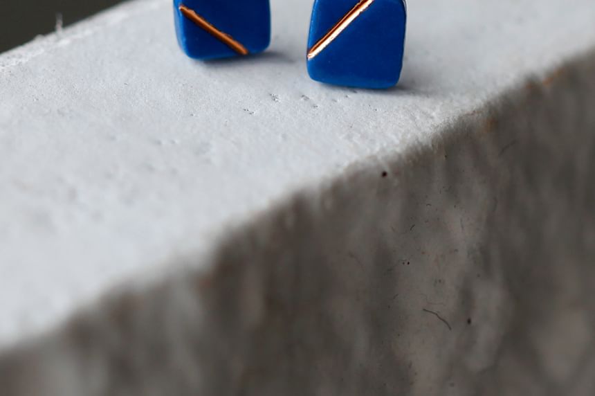 Stud Earring Ceramic Square