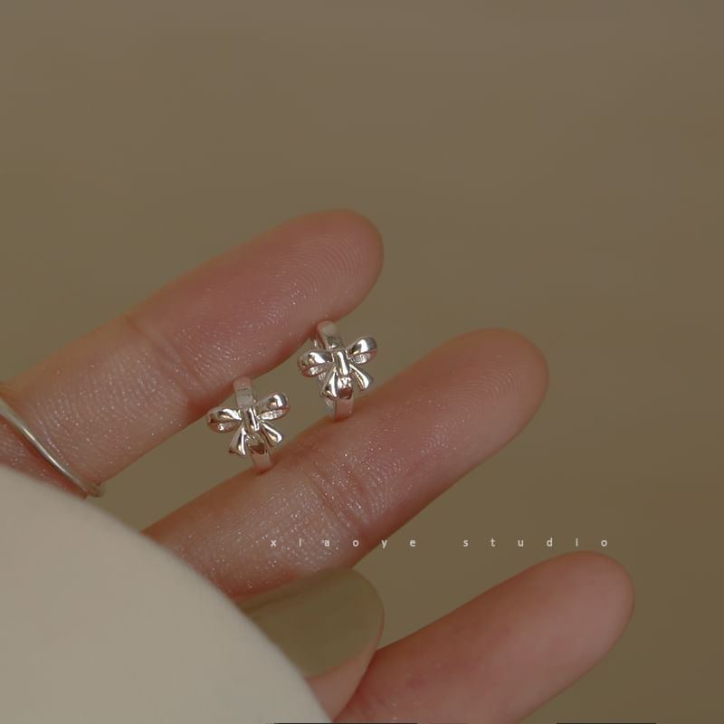 Silver Huggie Earring Bow Sterling