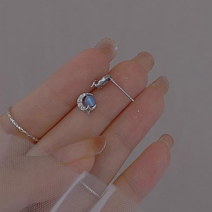 Sterling Moon Silver Stud Earring