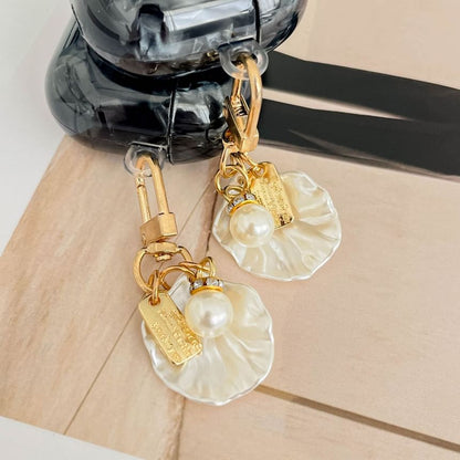 With Skin / Pro Shell AirPods Earphone Charm Case Pattern