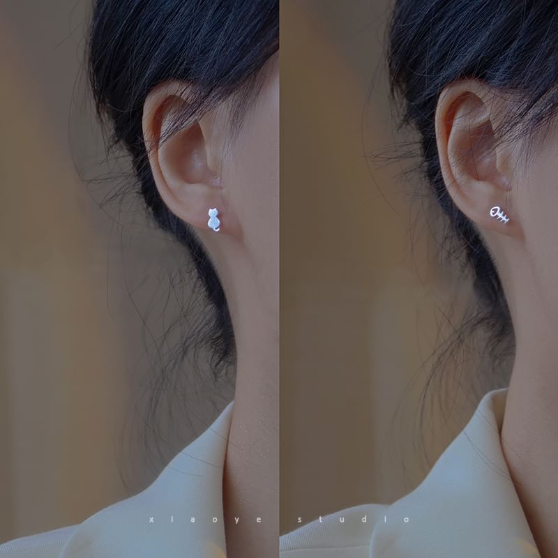 Asymmetrical Ear Stud