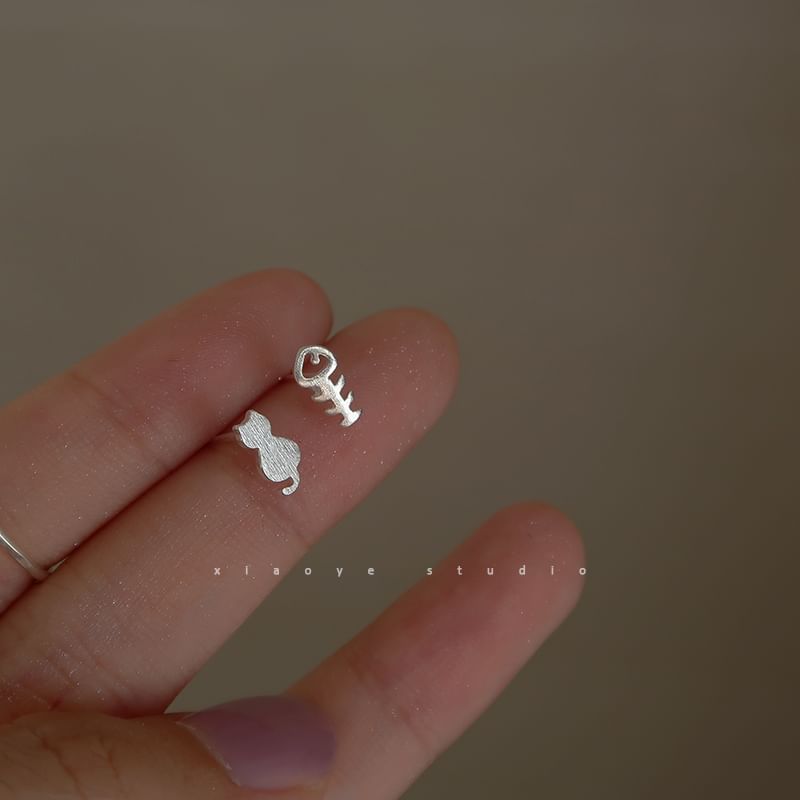 Asymmetrical Ear Stud